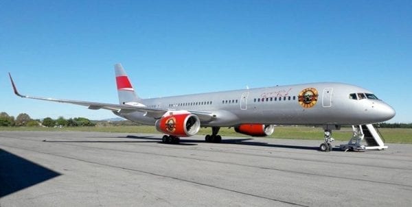 guns_n_roses_avion1